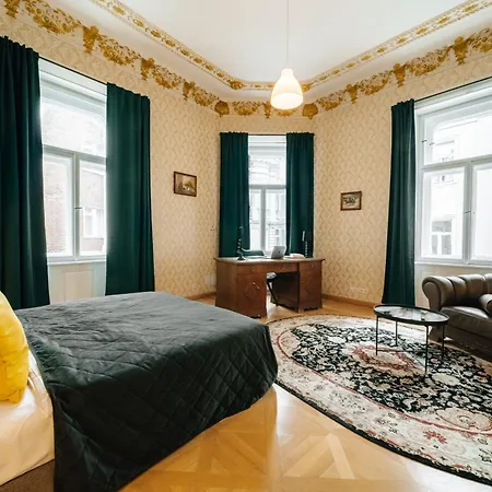 Bohemia Grand By Wagnerstays