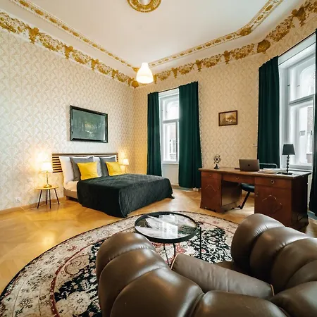 Bohemia Grand By Wagnerstays מלון דירות פראג