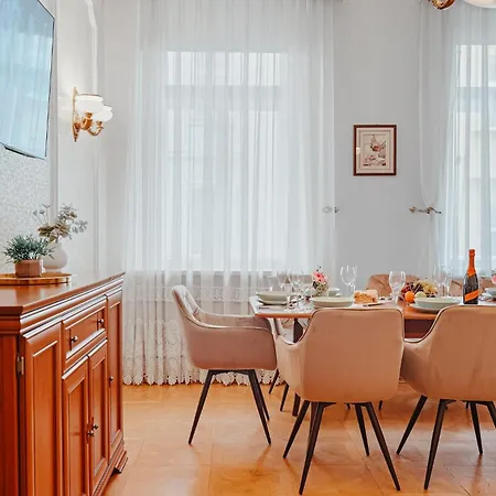 Bohemia Grand By Wagnerstays 4*