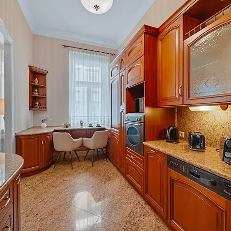 Bohemia Grand By Wagnerstays מלון דירות פראג