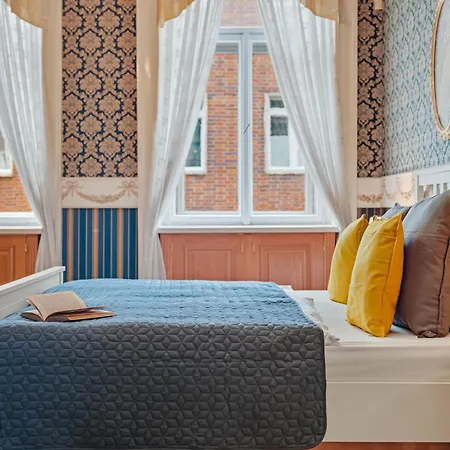 Bohemia Grand By Wagnerstays מלון דירות 4*
