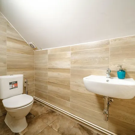 מלון דירות Bohemia Grand By Wagnerstays