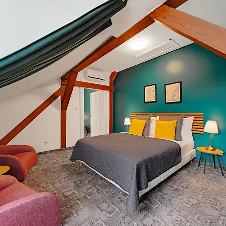 מלון דירות Bohemia Grand By Wagnerstays